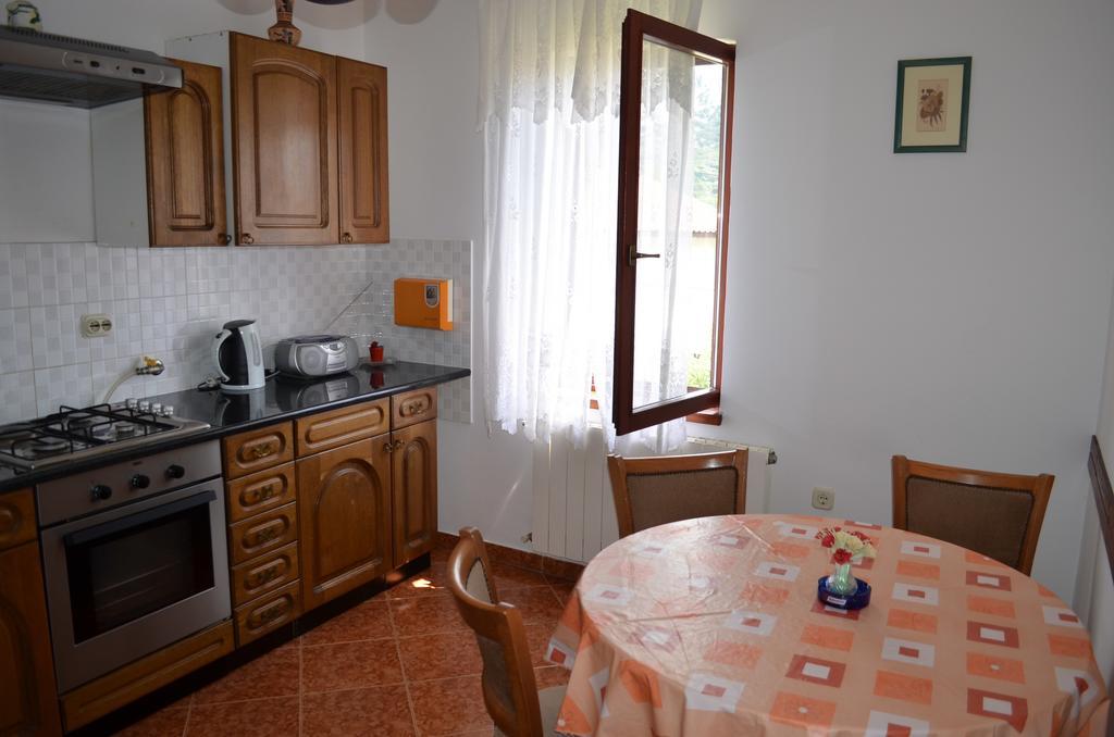 Apartments Nina バスカ 部屋 写真